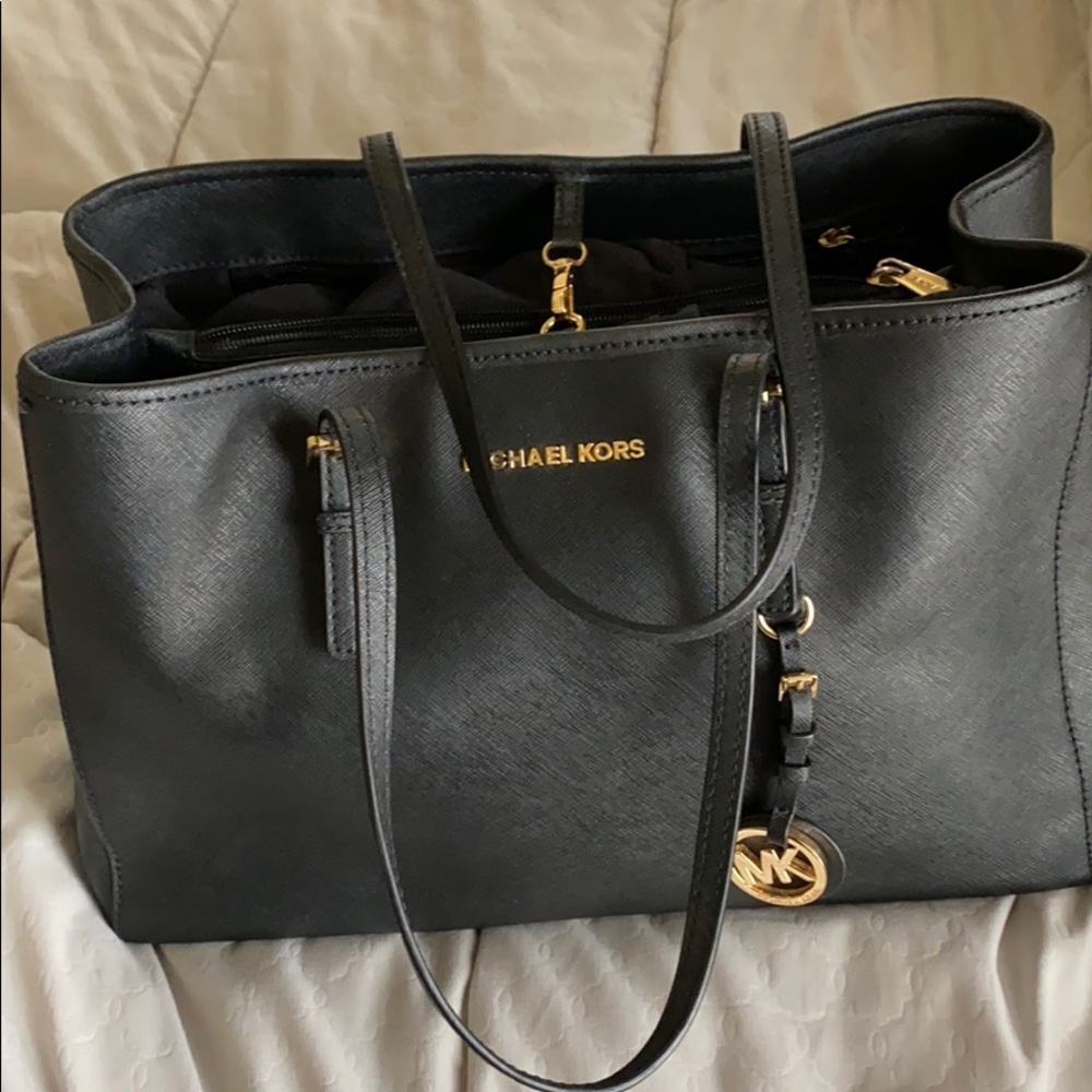 Michael Kors tote